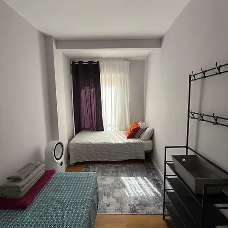 לינה וארוחת בוקר Cosy And Secure Center *